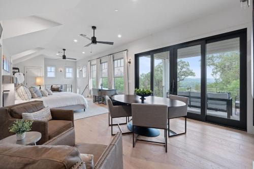 Renaissance Park House | Lake Austin Overlook