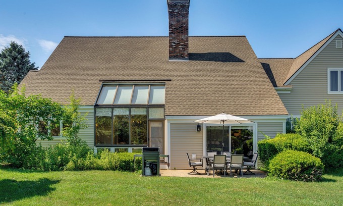 South Down Shores House | Lake & Beach Access: Family Townhome in Laconia