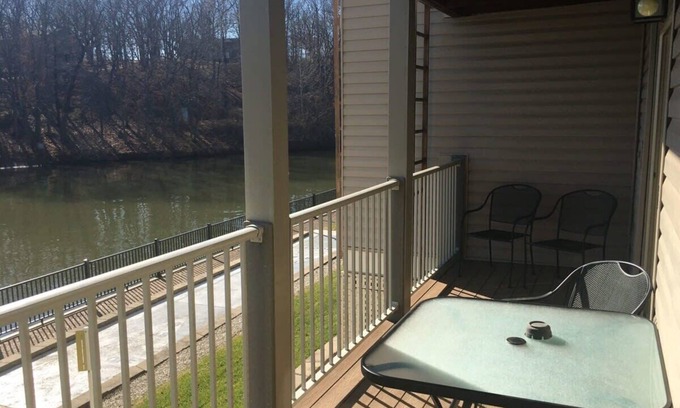 Osage Beach Apartment | Lake Condo with Heated Pool and Indoor Hot Tub with Playground at Lake Ozark