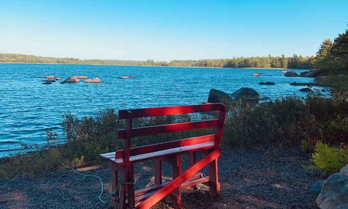 Greenfield House | Lake Front Paradise on Ponhook in the Heart of Nova Scotia