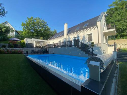 Szigliget Villa | Lake House