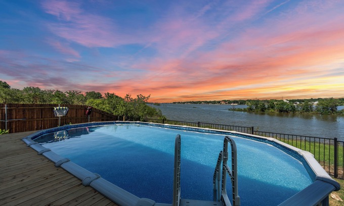 Tarrant County House | Lake House with Stunning Views & Pool in Fort Worth, TX
