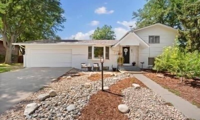 Loveland House | Lake Loveland Getaway - Private and Comfortable - Dog Friendly