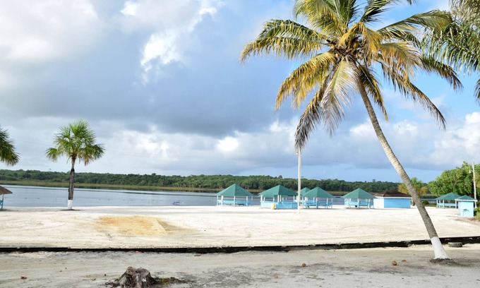 Anna Regina Hotel | Lake Mainstay Resort