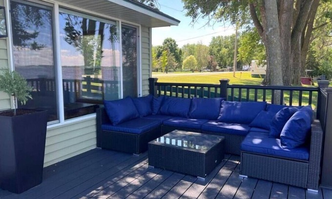 Osakis Villa | Lake Osakis Resort-|Oland Villa Two Bedrooms Lake Front| Dog Friendly| Family|