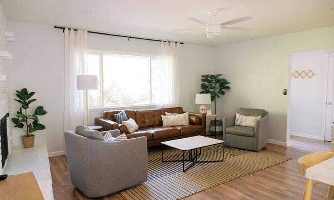 Atascadero House | Lake Park Landing: 4 BR, 2 BA in Atascadero, Sleeps 9