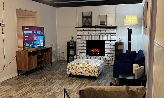 Sebring House | Lake Sebring Remodel Happy House. Tranquil ,Cozy with Amenities!