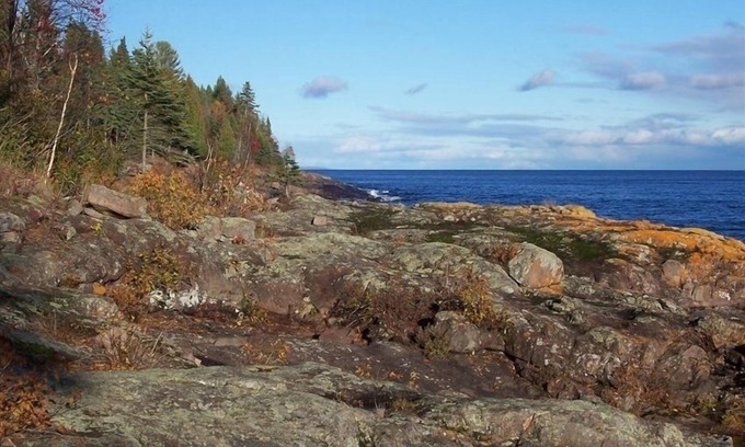 Lutsen Cabin | Lake Superior Cabin W/Private, Walkable Solid Rock Shoreline