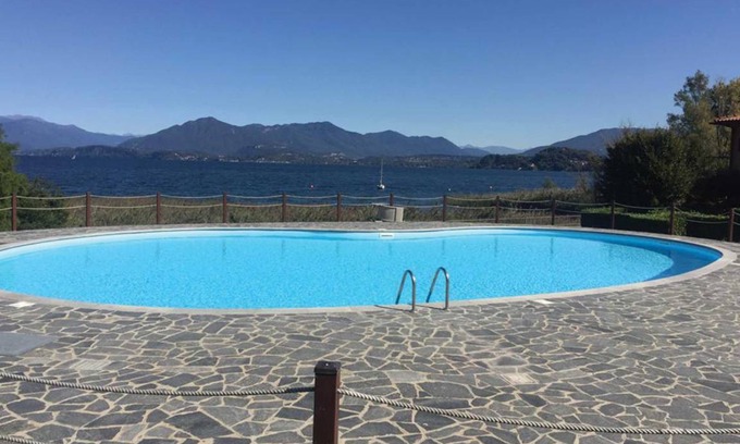 Ranco House | Lake View Pool Apartment in Ranco