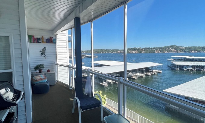 Lake Ozark Condo | LAKEFRONT 2 BED/2 BATH CONDO W/BOAT SLIP +3 POOLS & 2 HOT TUBS @ 2MM