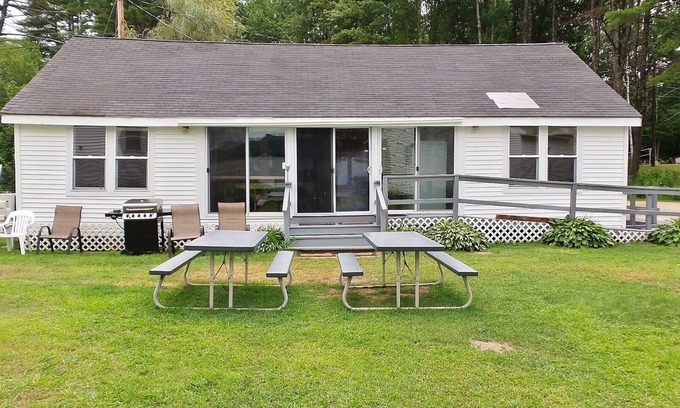 Meredith Cottage | LAKEFRONT 3 BDRM, 2 LOFTS, BEACH, DOCK, close to town
