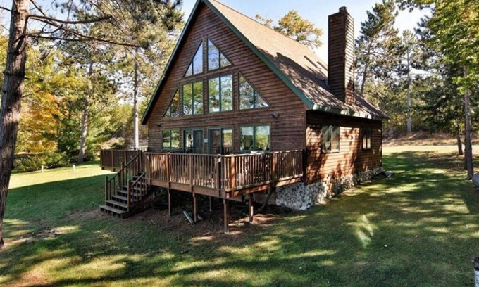 Minong Cabin | Lakefront cabin on Minong Flowage