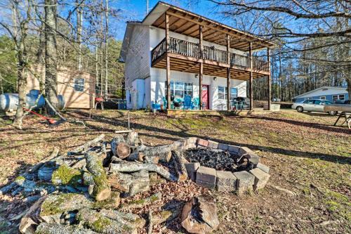 Delta House | Lakefront Delta Cottage with Views, Canoe and Dock!