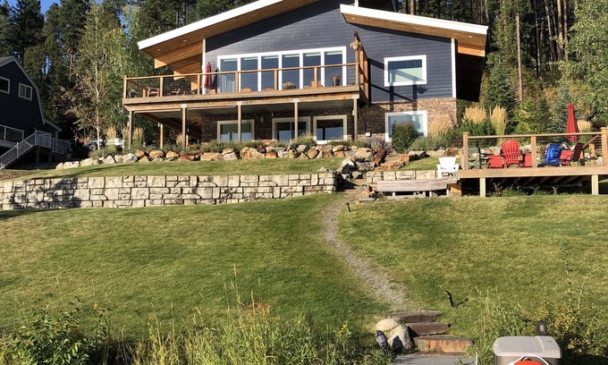 Sagle House | Lakefront home on Bottle Bay with dock - plenty of room to spread out