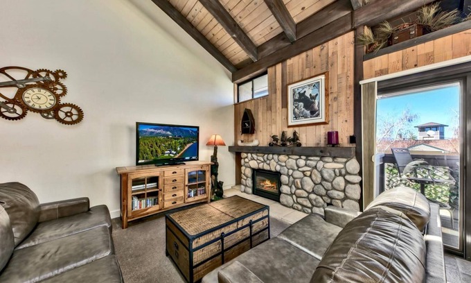 South Lake Tahoe House | Lakeland Village #462 - Pine Peak Paradise 2.5BR