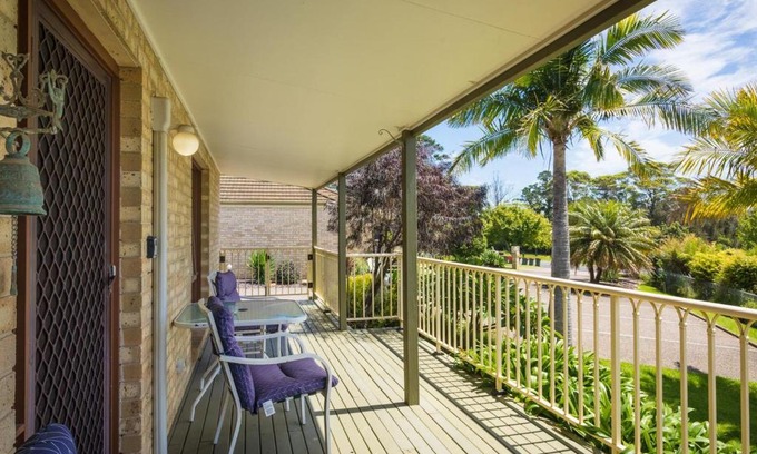 Dalmeny Apartment | Lakesea Unit on Mort