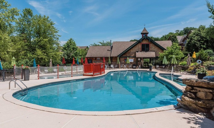 Vernon Condo | ❤Lakeside Alpine Retreat at Mountain Creek Resort - only 30 minutes to LEGOLAND