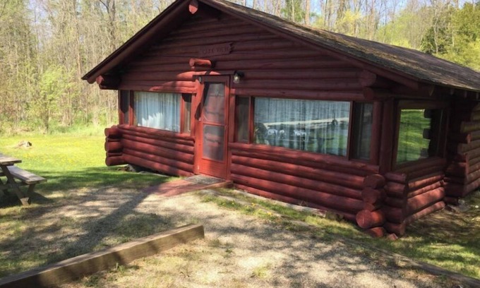 Northome Cabin | Lakeside Authentic Log Cabin Island Lake Pet Friendly Northshore Bay Resort
