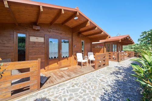 Montargil Ski Chalet | Lakeside Cabin Oasis w/AC, By TimeCooler
