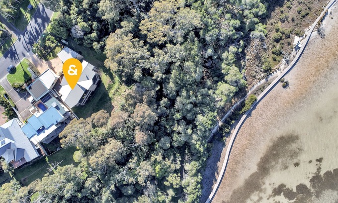 Merimbula Apartment | Lakeside Duplex - Adjacent to the Boardwalk