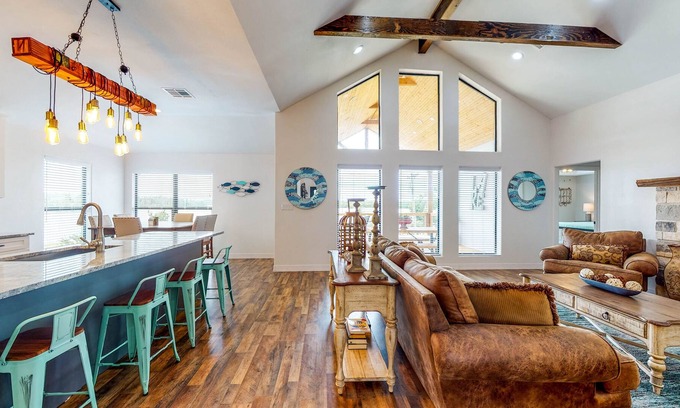 Livingston House | Lakeside Home with Beautiful Views of Lake Livingston - Large Water-View Deck