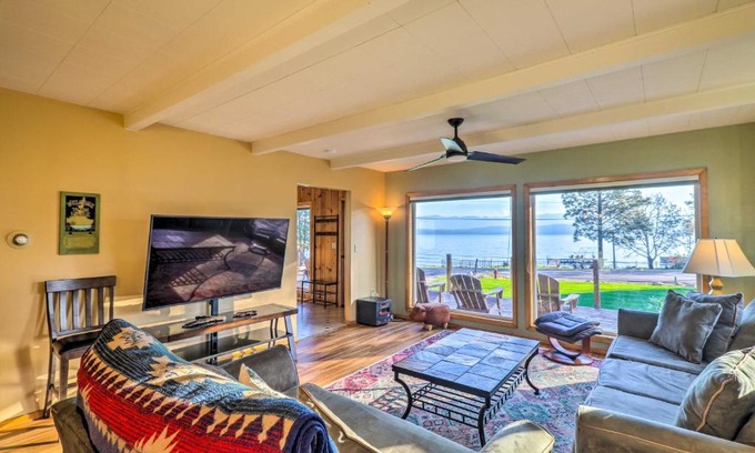 Lakeside House | Lakeside Home with Beach about 14 Mi to Ski Area!