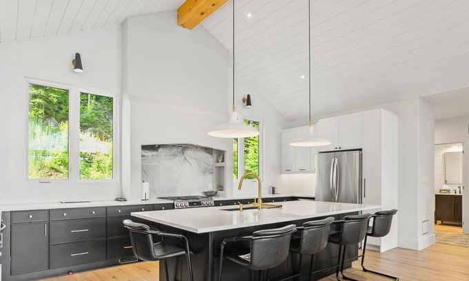 Dysart et al Cottage | Lakeside Retreat | 4BR Cottage on Redstone Lake | Dock, Sunroom, Family-Friendly