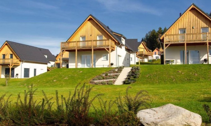 Lojzova Paseka House | Lakeside Village 13 (+ sauna) by Interhome