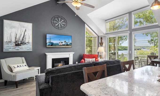 Osage Beach House | Lakeview Cottage home in Tan-Tar-A/Margaritaville Resort in Osage Beach.
