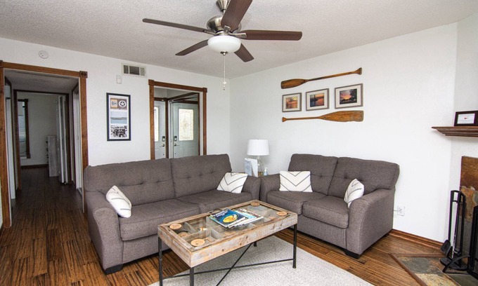 Garland Condo | Lakeview Gem! Lakeside Condo with Deck, Fishing, and Nearby Dining - Perfect for Couples!