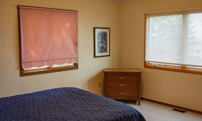 Au Gres Apartment | Lakeview & Wildlife in Au Gres