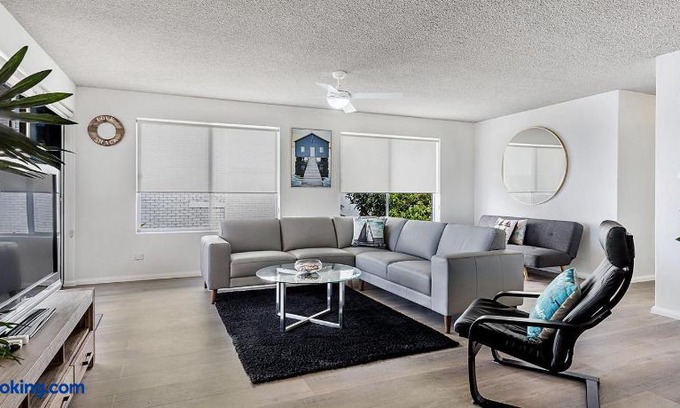 Nelson Bay Apartment | Laman Lodge Unit 2 15 Laman Street