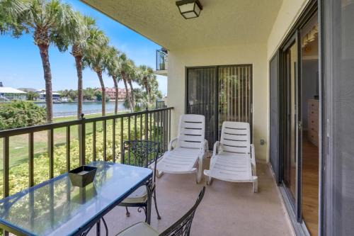 Sunset Beach House | Land's End 1-204 Bay Front