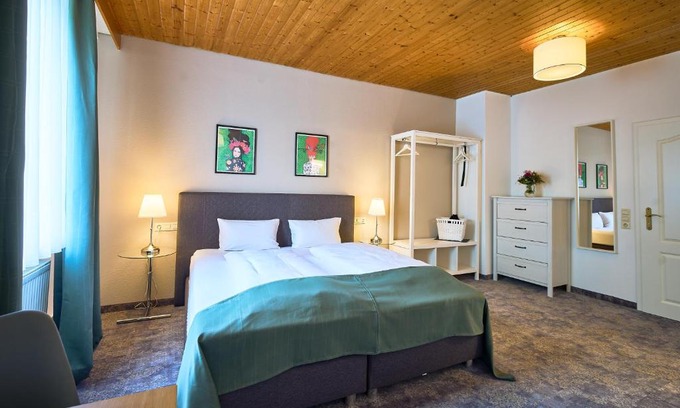 Baden-Baden Hotel | Landgasthof Hirsch
