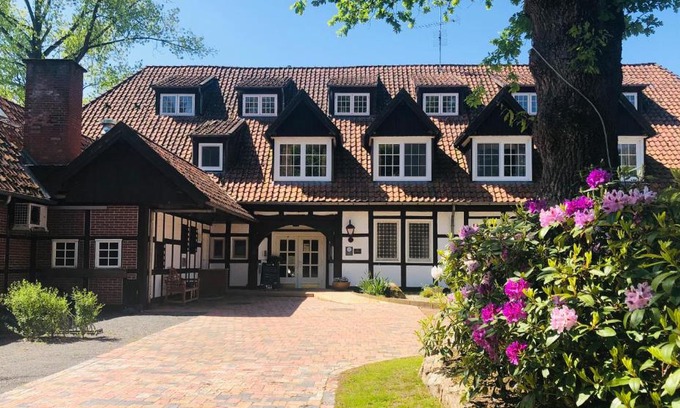 Oldendorf Hotel | Landhotel Gutshof im Oertzetal in Oldendorf, Südheide
