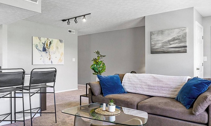 Downtown Dayton Apartment | Landing | Amazing 1BD, Clubhouse, Gym