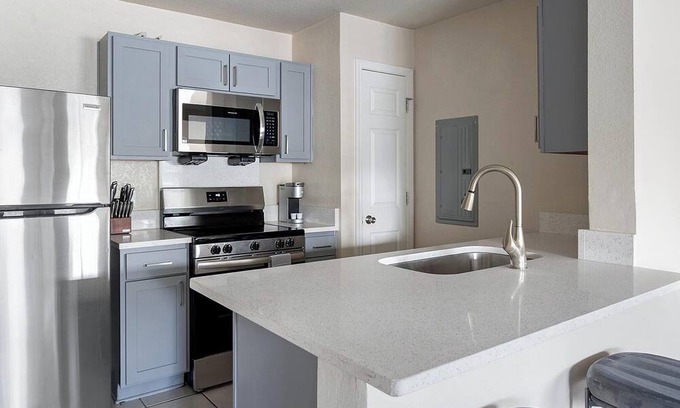Murfreesboro Apartment | Landing | Amazing 2BD, Clubhouse, Game Room