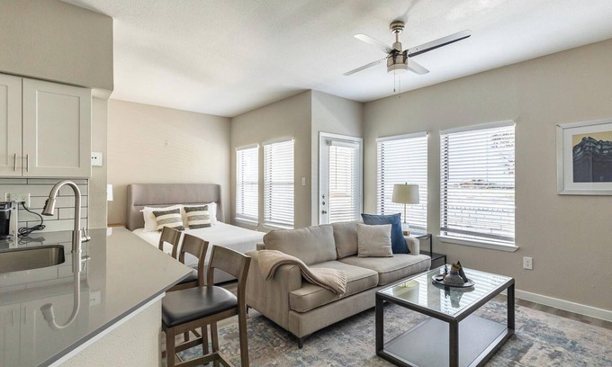 Fort Worth Apartment | Landing at Axis Waterfront - Studio in Downtown.