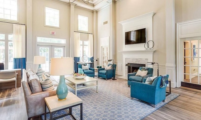 Jamestown Apartment | Landing at Crowne at James Landing Apartments - 1 Bedroom in Downtown High Point