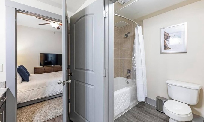 Lake Highlands Apartment | Landing at Haven Lake Highlands - 2 Bedrooms in Lake Highlands