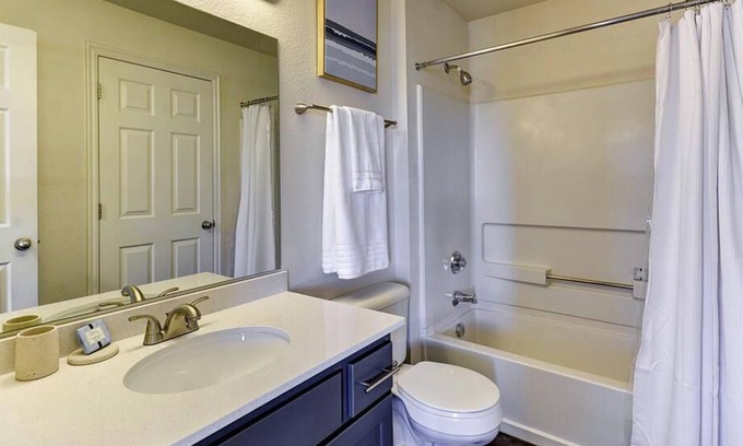 South Ogden Apartment | Landing at The Falls at Canyon Rim - 2 Bedrooms in Downtown Ogden