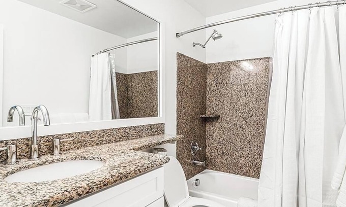 Lakeview Apartment | Landing at Villaggio on Yarrow Bay - 1 Bedroom in Lakeview