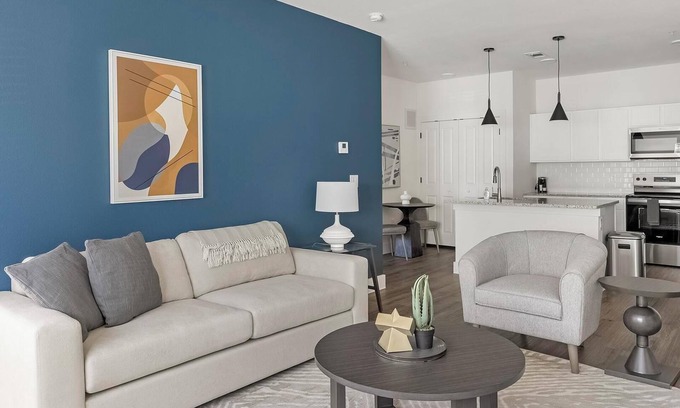 Venus Apartment | Landing | Beautiful 1BD, Pool, Clubhouse
