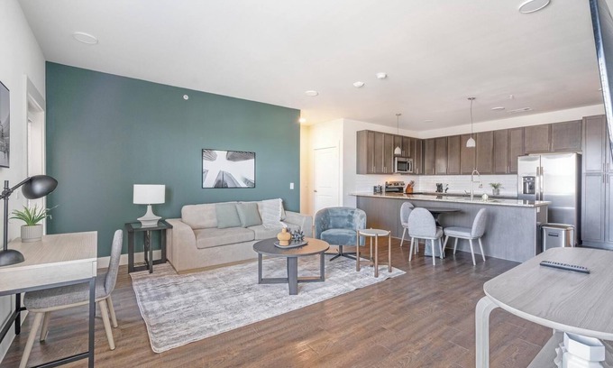 Stone Oak Apartment | Landing | Beautiful 2BD, Clubhouse, Gym