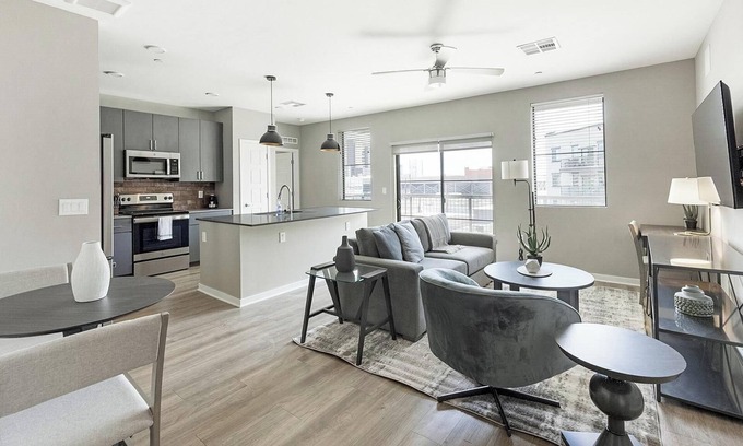 Warehouse District Apartment | Landing | Beautiful 2BD, Pool, Yoga Studio