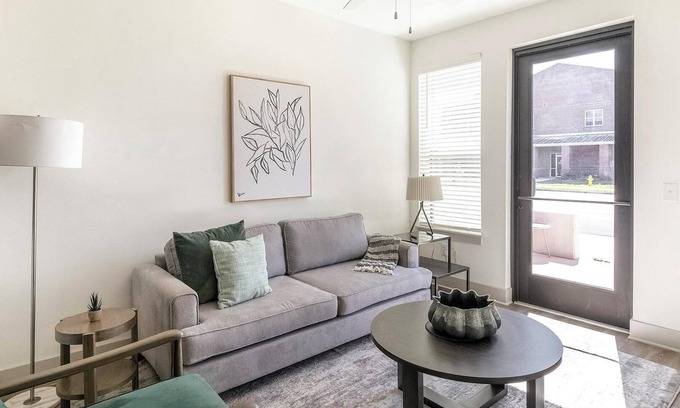 Huntsville Apartment | Landing | Modern 1BD, Gym, Clubhouse