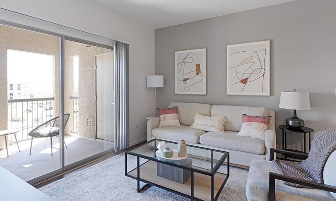 Las Vegas Apartment | Landing | Spectacular 1BD, Gym