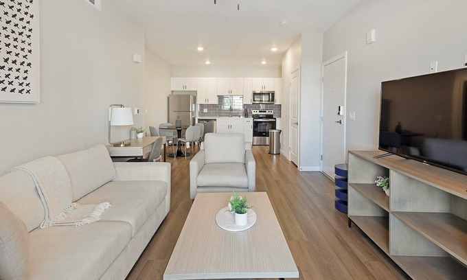 Townsite Apartment | Landing | Stunning 2BD, Pool, Rooftop Lounge
