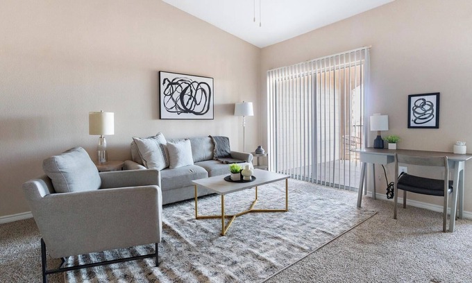 Fort Worth Apartment | Landing | Stylish 1BD, Pool, Gym