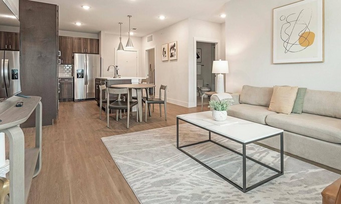 Seguin Apartment | Landing | Stylish 2BD, Pool, Gym